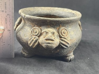 Pre-Columbian Human Effigy Three Legged Bowl Indian Artifact Arrowhead