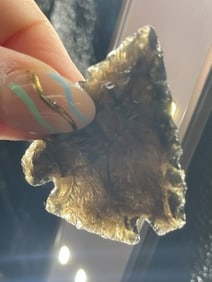 Obsidian Point Indian Artifact Arrowhead