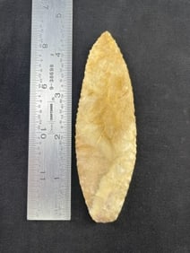 Agate Basin Indian Artifact Arrowhead