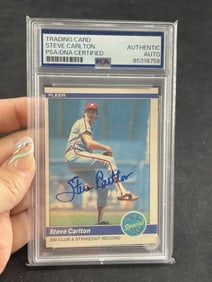 Steve Carlton Hand Signed Authentic Autograph Baseball Card