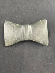 Bow-Tie Bannerstone Indian Artifact Arrowhead