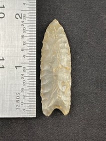 1 & 7/8" Wheeler Indian Artifact Arrowhead