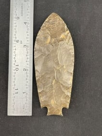 4 & 3/8" Benton Indian Artifact Arrowhead