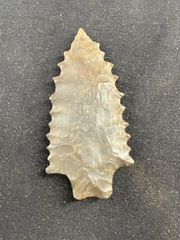 2 & 5/8" Pine Tree Indian Artifact Arrowhead (1 of 2)