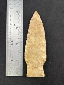 Searcy Indian Artifact Arrowhead