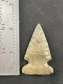 Side Notch Indian Artifact Arrowhead