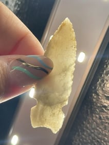 Arrow Point Indian Artifact Arrowhead