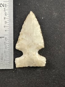 Side Notch Indian Artifact Arrowhead