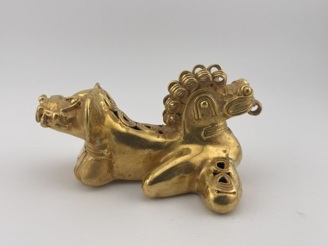Tumbaga Tairona Gold Figurine UNKNOWN MATERIAL (1 of 7)