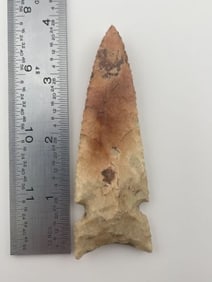 3 & 7/8" Graham Cave from Iowa Indian Artifact Arrowhead