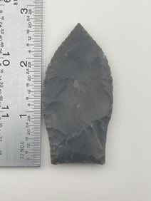 2 & 1/2" Clovis from Kentucky Indian Artifact Arrowhead