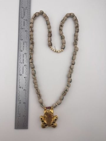 Trade Bead necklace with Tumbaga Tairona Gold Figurine UNKNOWN MATERIAL (1 of 6)