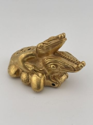 Tumbaga Tairona Gold Figurine UNKNOWN MATERIAL (1 of 6)