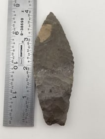 3 & 7/8" Agate Basin from Kansas City, Missouri Indian Artifact Arrowhead