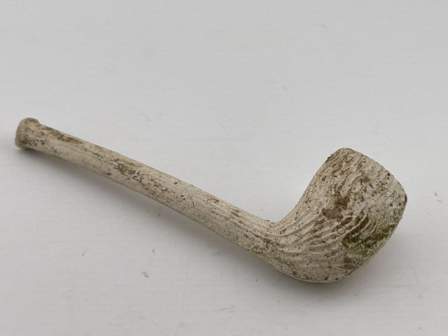 Trade Pipe Indian Artifact Arrowhead: KEY WORDS: INDIAN ARTIFACT ARTIFACTS ARROWHEAD ARROWHEADS NATIVE AMERICAN MISSISSIPPIAN QUAPAW CADDO POTTERY COINS MORGAN DOLLAR PEACE DOLLAR SILVER COINS Arkansas. Now taking in consignments for pre-