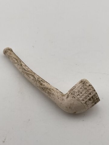 Trade Pipe Indian Artifact Arrowhead: KEY WORDS: INDIAN ARTIFACT ARTIFACTS ARROWHEAD ARROWHEADS NATIVE AMERICAN MISSISSIPPIAN QUAPAW CADDO POTTERY COINS MORGAN DOLLAR PEACE DOLLAR SILVER COINS Arkansas. Now taking in consignments for pre-