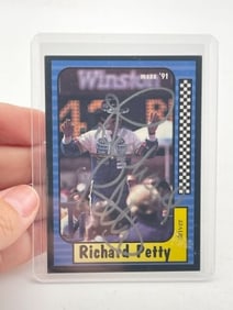Richard Petty Hand Signed Authentic Autograph