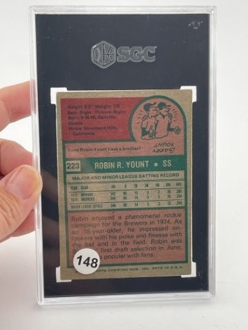 1975 Topps Robin Yount Baseball Card (1 of 2)