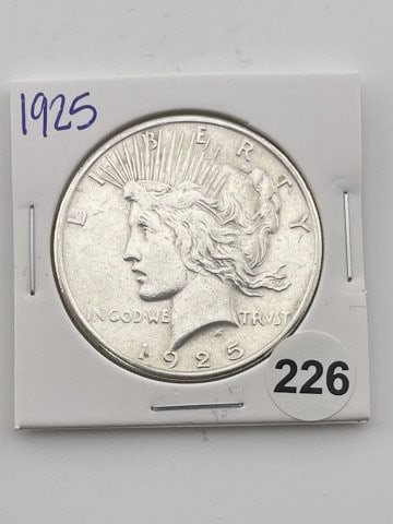 1925 Peace Silver Dollar Coin (1 of 2)