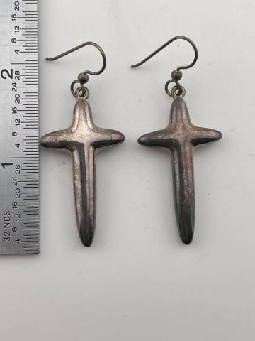Sterling Earrings: KEY WORDS: INDIAN ARTIFACT ARTIFACTS ARROWHEAD ARROWHEADS NATIVE AMERICAN MISSISSIPPIAN QUAPAW CADDO POTTERY COINS MORGAN DOLLAR PEACE DOLLAR SILVER COINS Arkansas. Now taking in consignments for pre-