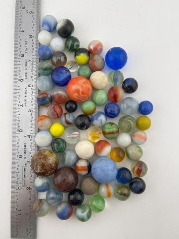 Group of Nice Marbles: KEY WORDS: INDIAN ARTIFACT ARTIFACTS ARROWHEAD ARROWHEADS NATIVE AMERICAN MISSISSIPPIAN QUAPAW CADDO POTTERY COINS MORGAN DOLLAR PEACE DOLLAR SILVER COINS Arkansas. Now taking in consignments for pre-