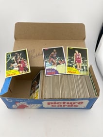 1981 Basketball Cards very nice condition lots of duplicates