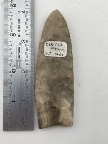 3 & 7/8" Texas Clovis excellent material beautiful flues very well made Indian Artifact Arrowhead