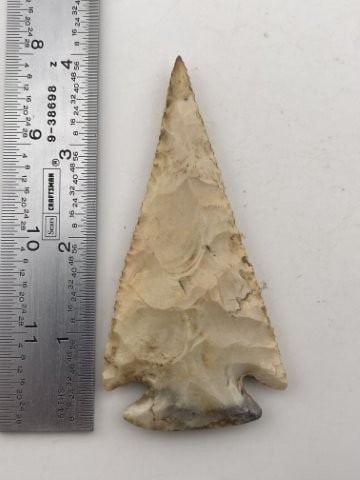 4" Apple Creek Indian Artifact Arrowhead: KEY WORDS: INDIAN ARTIFACT ARTIFACTS ARROWHEAD ARROWHEADS NATIVE AMERICAN MISSISSIPPIAN QUAPAW CADDO POTTERY COINS MORGAN DOLLAR PEACE DOLLAR SILVER COINS Arkansas. Now taking in consignments for pre-