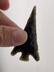 2 & 3/8" Obsidian Point Indian Artifact Arrowhead