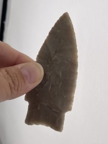 3 & 1/4" Scottsbluff Indian Artifact Arrowhead