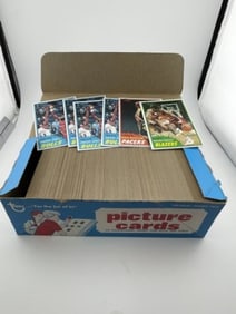 1981 Topps Basketball very nice condition many duplicates