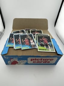 1981 Topps Basketball very nice condition many duplicates