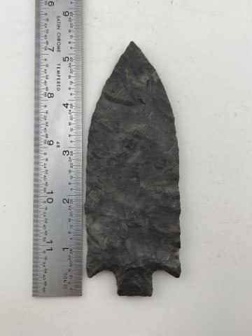 Benton Indian Artifact Arrowhead: KEY WORDS: INDIAN ARTIFACT ARTIFACTS ARROWHEAD ARROWHEADS NATIVE AMERICAN MISSISSIPPIAN QUAPAW CADDO POTTERY COINS MORGAN DOLLAR PEACE DOLLAR SILVER COINS. All coins have been Sigma tested for authent
