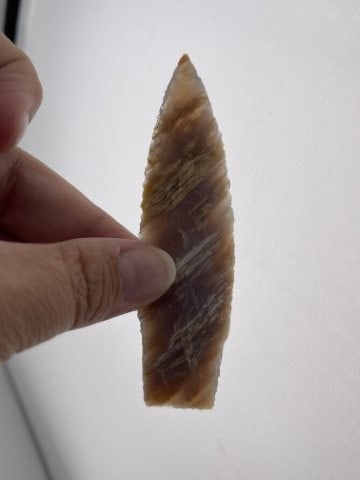Scottsbluff Indian Artifact Arrowhead: KEY WORDS: INDIAN ARTIFACT ARTIFACTS ARROWHEAD ARROWHEADS NATIVE AMERICAN MISSISSIPPIAN QUAPAW CADDO POTTERY COINS MORGAN DOLLAR PEACE DOLLAR SILVER COINS. All coins have been Sigma tested for authent