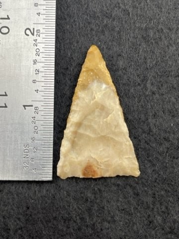Early Triangle point - beautiful crème and gold chert. Gillespie Co. Texas Ex - Delk (1 of 4)