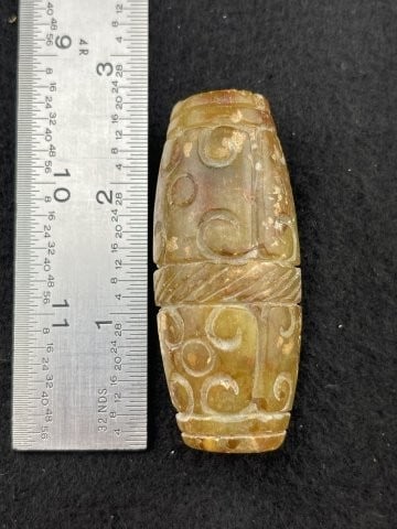 Chinese Jade Hongshan Figurine: KEY WORDS: INDIAN ARTIFACT ARTIFACTS ARROWHEAD ARROWHEADS NATIVE AMERICAN MISSISSIPPIAN QUAPAW CADDO POTTERY COINS MORGAN DOLLAR PEACE DOLLAR SILVER COINS. All coins have been Sigma tested for authent