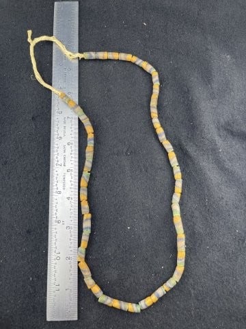 Trade Beads Indian Artifact Arrowhead: KEY WORDS: INDIAN ARTIFACT ARTIFACTS ARROWHEAD ARROWHEADS NATIVE AMERICAN MISSISSIPPIAN QUAPAW CADDO POTTERY COINS MORGAN DOLLAR PEACE DOLLAR SILVER COINS. All coins have been Sigma tested for authent