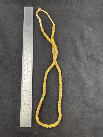 Trade Beads Indian Artifact Arrowhead: KEY WORDS: INDIAN ARTIFACT ARTIFACTS ARROWHEAD ARROWHEADS NATIVE AMERICAN MISSISSIPPIAN QUAPAW CADDO POTTERY COINS MORGAN DOLLAR PEACE DOLLAR SILVER COINS. All coins have been Sigma tested for authent