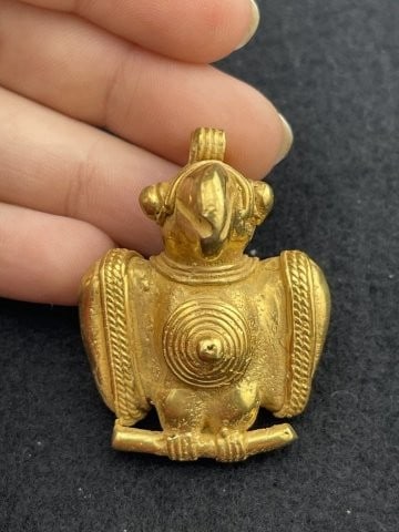 Tumbaga Tairona Gold Figurine UNKNOWN MATERIAL: KEY WORDS: INDIAN ARTIFACT ARTIFACTS ARROWHEAD ARROWHEADS NATIVE AMERICAN MISSISSIPPIAN QUAPAW CADDO POTTERY COINS MORGAN DOLLAR PEACE DOLLAR SILVER COINS. All coins have been Sigma tested for authent