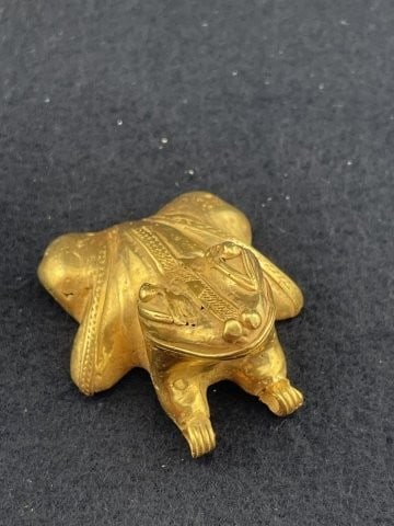 Tumbaga Tairona Gold Figurine UNKNOWN MATERIAL: KEY WORDS: INDIAN ARTIFACT ARTIFACTS ARROWHEAD ARROWHEADS NATIVE AMERICAN MISSISSIPPIAN QUAPAW CADDO POTTERY COINS MORGAN DOLLAR PEACE DOLLAR SILVER COINS. All coins have been Sigma tested for authent