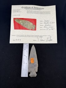 Dovetail with Thomas Matthews COA from Fayette County, Ohio Indian Artifact Arrowhead