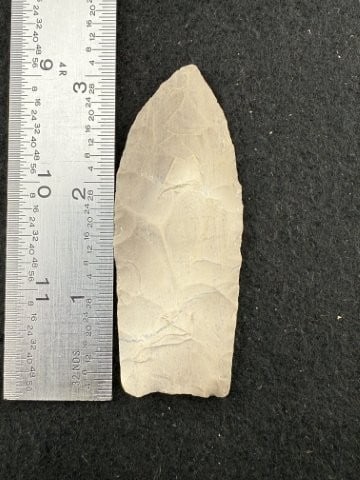 Clovis Indian Artifact Arrowhead: KEY WORDS: INDIAN ARTIFACT ARTIFACTS ARROWHEAD ARROWHEADS NATIVE AMERICAN MISSISSIPPIAN QUAPAW CADDO POTTERY COINS MORGAN DOLLAR PEACE DOLLAR SILVER COINS. All coins have been Sigma tested for authent