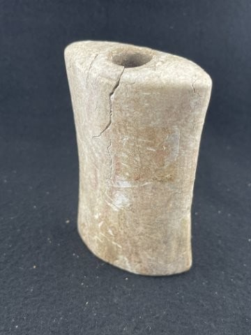 Bannerstone Indian Artifact Arrowhead: KEY WORDS: INDIAN ARTIFACT ARTIFACTS ARROWHEAD ARROWHEADS NATIVE AMERICAN MISSISSIPPIAN QUAPAW CADDO POTTERY COINS MORGAN DOLLAR PEACE DOLLAR SILVER COINS. All coins have been Sigma tested for authent