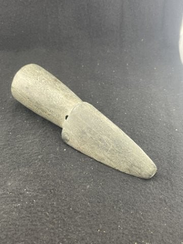 Stone Pipe Indian Artifact Arrowhead: KEY WORDS: INDIAN ARTIFACT ARTIFACTS ARROWHEAD ARROWHEADS NATIVE AMERICAN MISSISSIPPIAN QUAPAW CADDO POTTERY COINS MORGAN DOLLAR PEACE DOLLAR SILVER COINS. All coins have been Sigma tested for authent