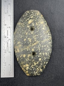 Gorget Indian Artifact Arrowhead