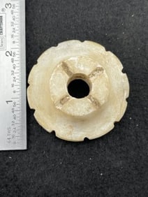 Engraved Pendant Indian Artifact Arrowhead