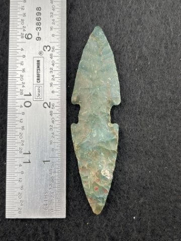 Bi-Pointed Blade Indian Artifact Arrowhead (1 of 4)