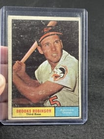 1961 Topps Brooks Robinson Baseball Card