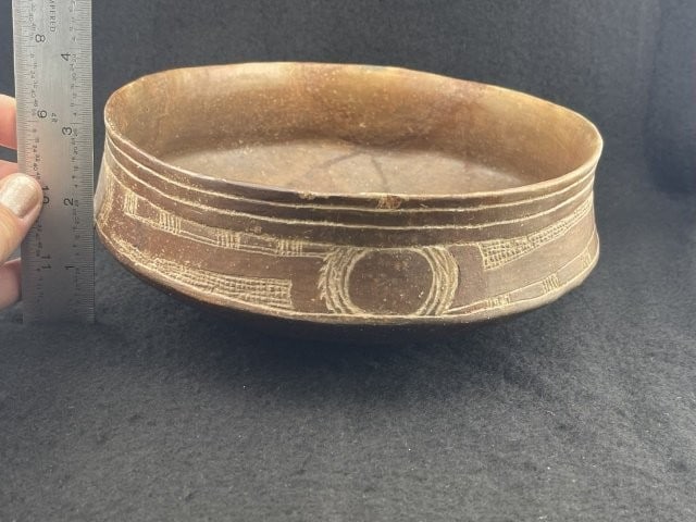 Caddo Engraved Friendship Bowl nicely engraved has been glued back together with some minor repair (1 of 7)