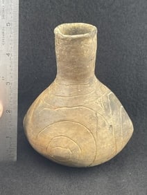 Miniature Caddo 4 Point Water Bottle very nice engraving minor rim repair